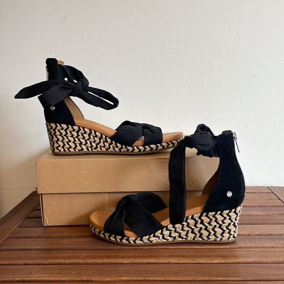UGG Yarrow Espadrille Wedge Sandals Black Women Size 7.5/UK 5.5/EU 38.5 - Picture 3 of 13